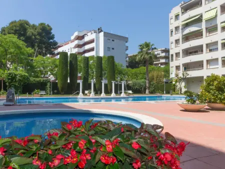 Location appartement à Salou, Charmant Appartement à Salou avec Piscine, Terrasse et Proche Plage - Capacité 4 Personnes