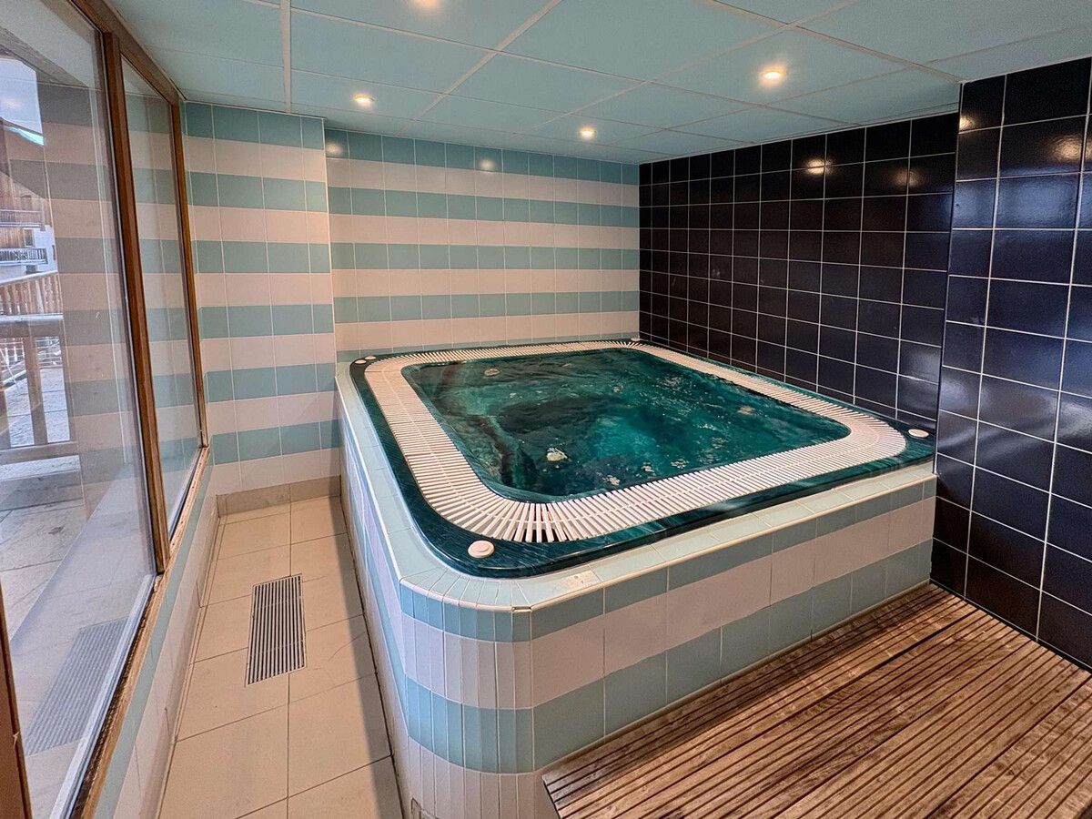 Appartement 4 pers Les Orres, piscine chauffée et balcon Sud - Photo 12