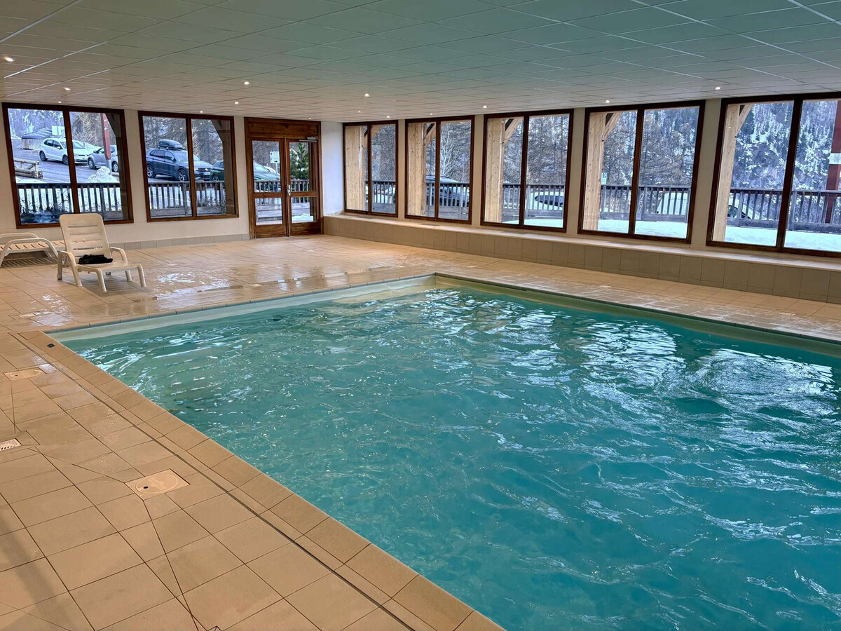 Appartement 4 pers Les Orres, piscine chauffée et balcon Sud - Photo 13