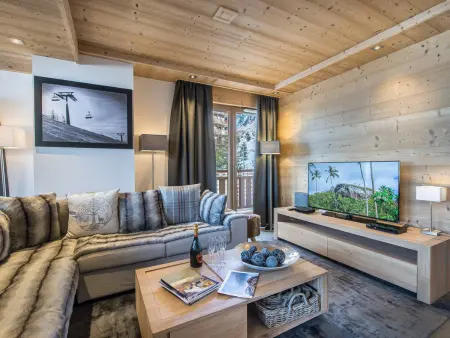 Duplex de charme 4 chambres avec Wifi et parking à Courchevel Moriond : photo 2