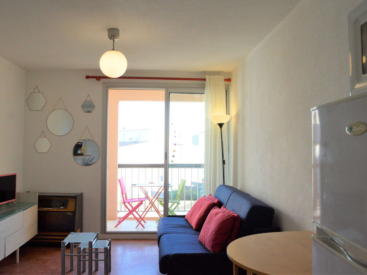 Appartement avec terrasse au Cap d'Agde, près du port - Photo 2