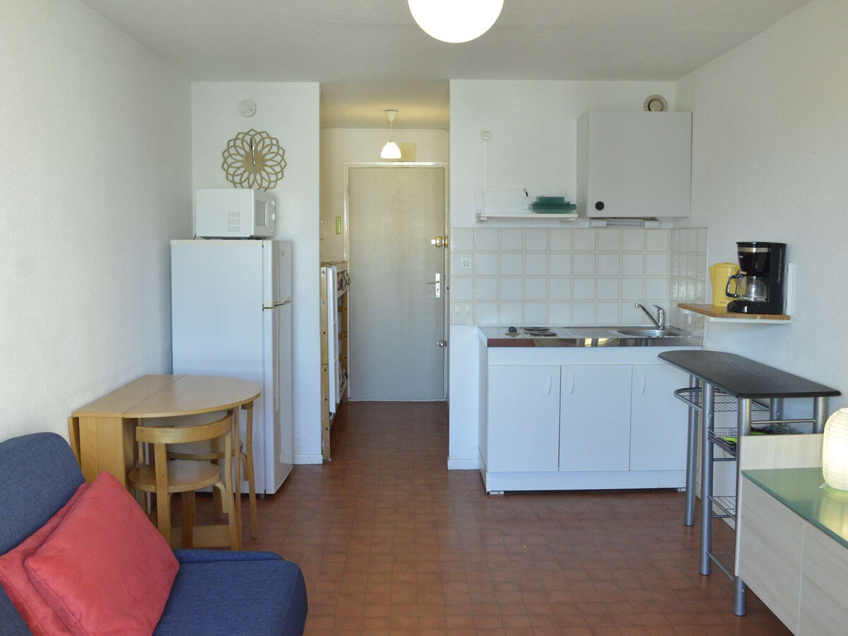 Appartement avec terrasse au Cap d'Agde, près du port - Photo 3