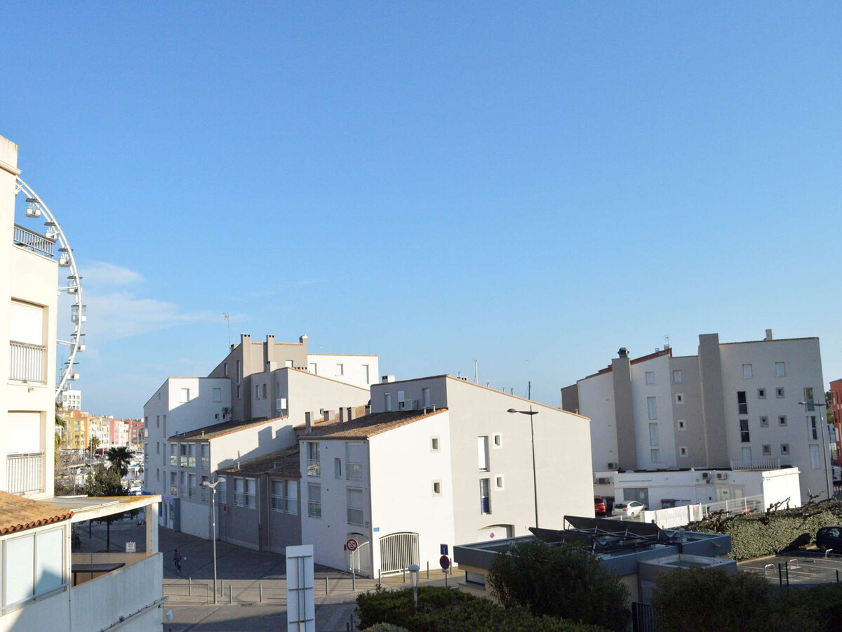 Appartement avec terrasse au Cap d'Agde, près du port - Photo 14