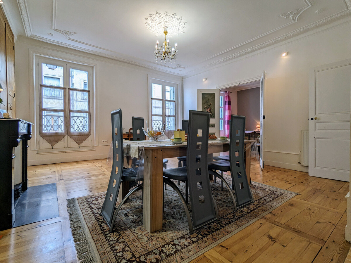 Appartement haussmanien 2 chambres au cœur du Puy-en-Velay - Photo 3
