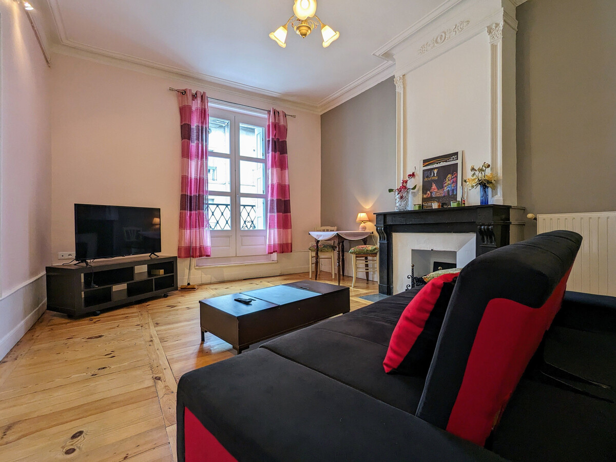 Appartement haussmanien 2 chambres au cœur du Puy-en-Velay - Photo 5