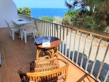 Location appartement à Llançà, Appartement 2 chambres à côté de la plage Carboneres avec parking, animaux acceptés