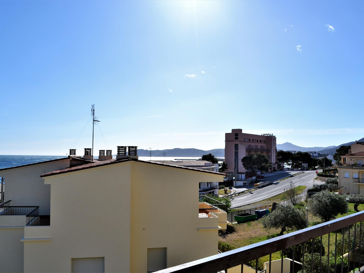 Attique avec terrasse face à la mer à Llançà - Photo 11