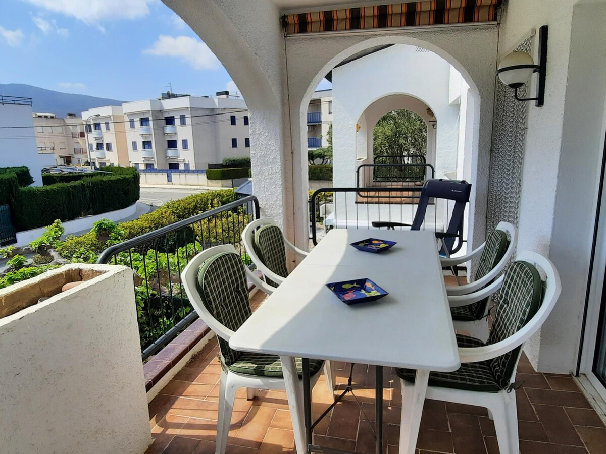 Appartement 3 chambres, terrasse à 2 min de plage à Llançà - Photo 2