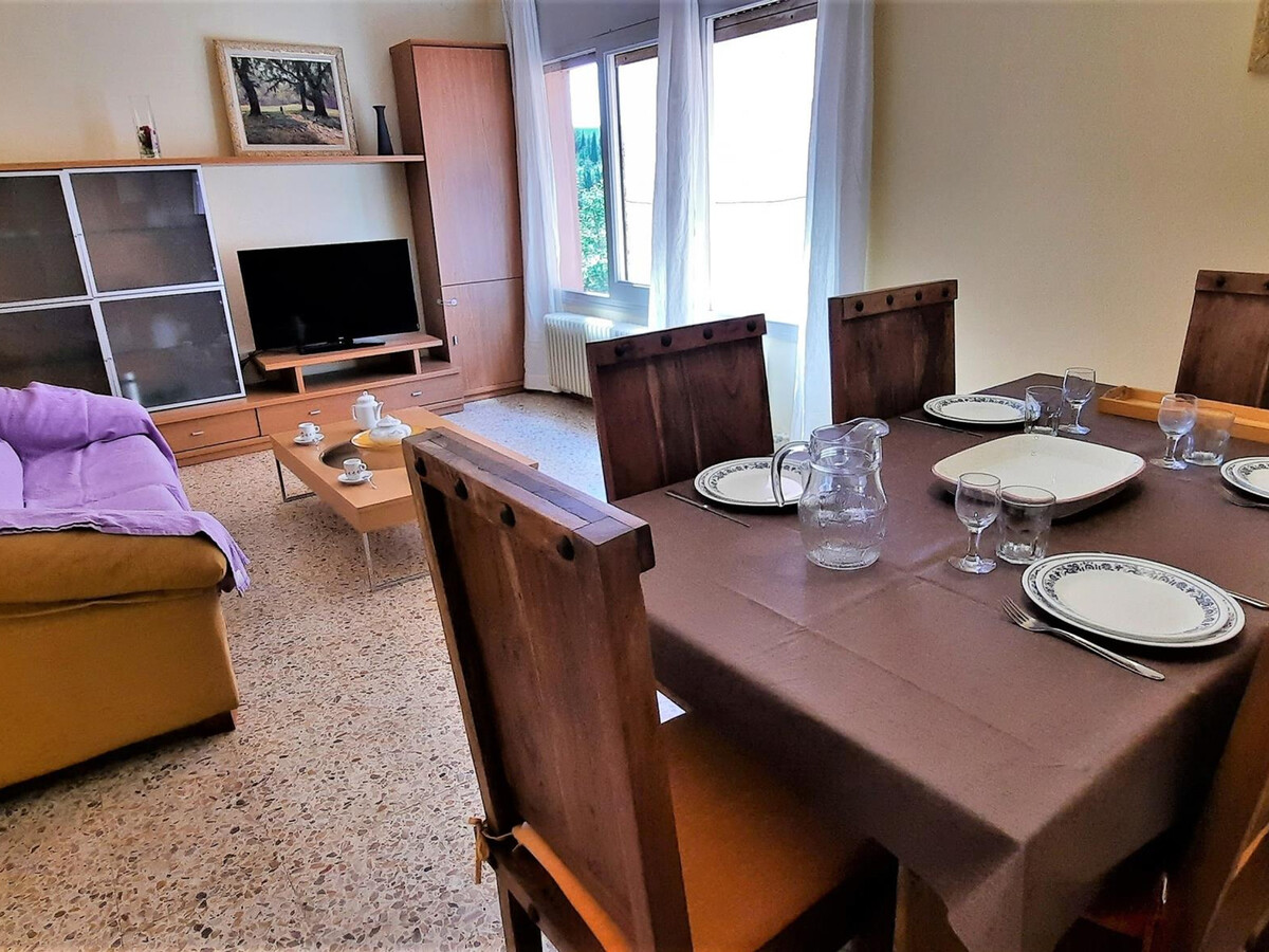Appartement 2 chambres à Llançà, parking inclus - Photo 1