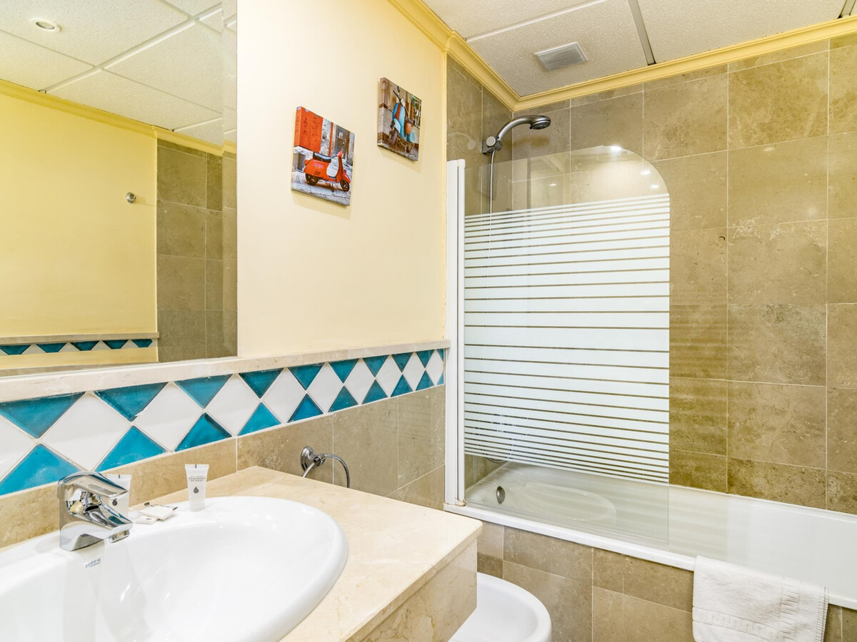 Appartement 6 pers. Marbella, bord de mer, 2 piscines - Photo 20