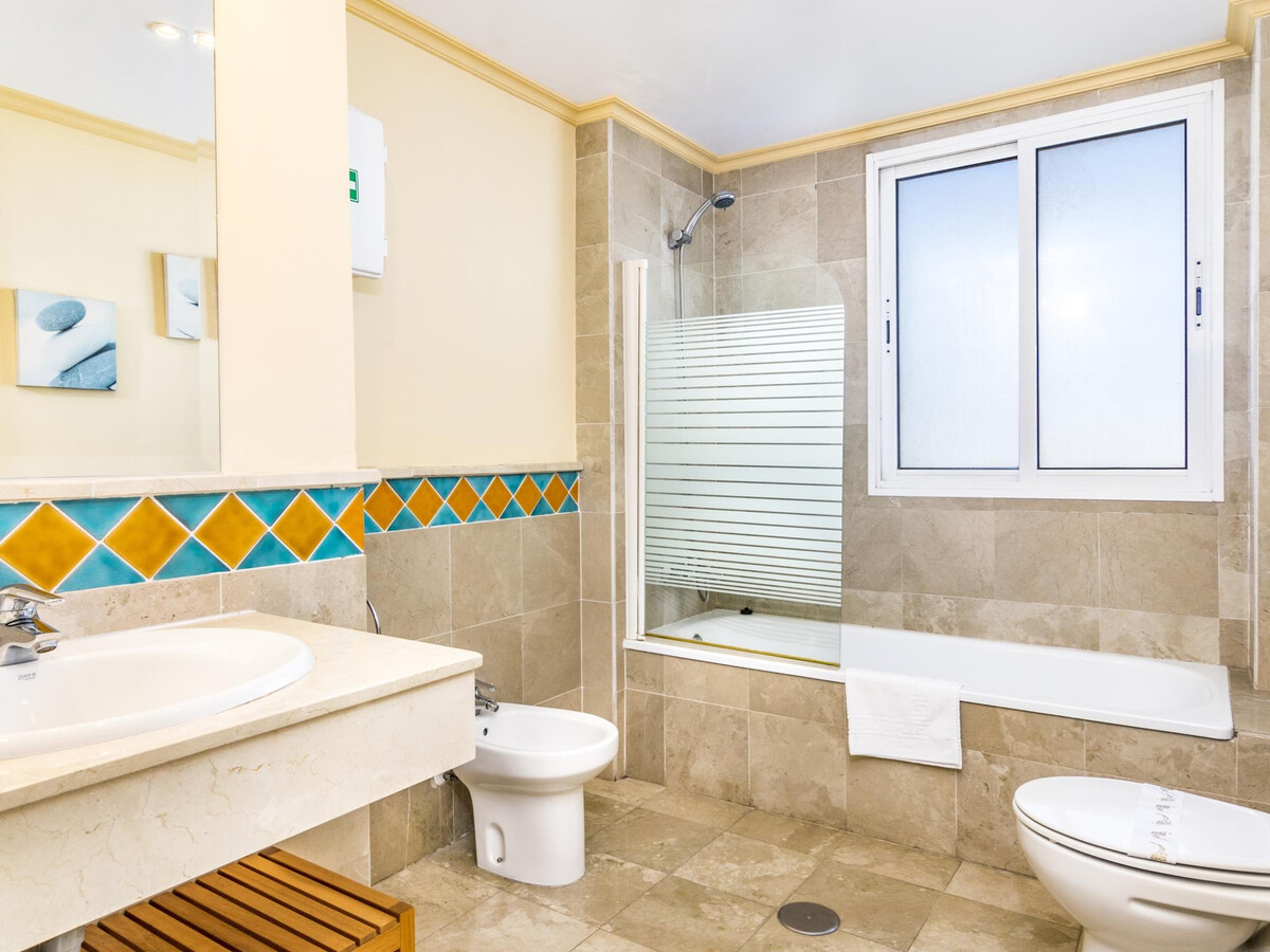 Appartement 6 pers, 3 ch, vue mer et piscines à Marbella - Photo 5