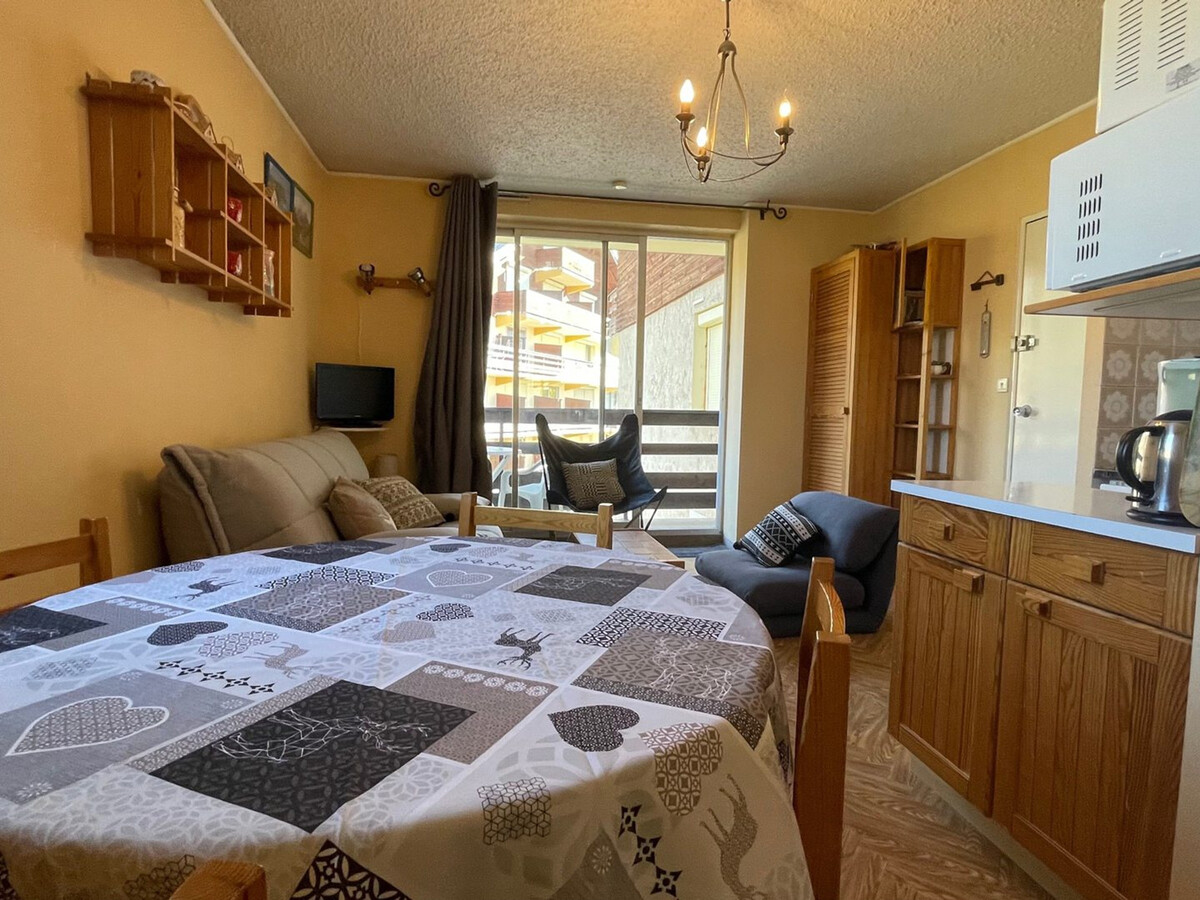 Studio 25 m² au Sauze avec balcon et garage - Photo 8
