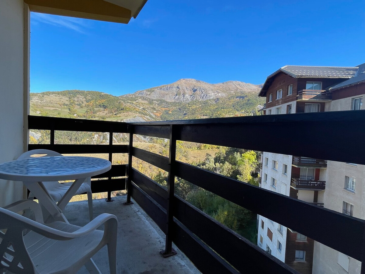 Studio 25 m² au Sauze avec balcon et garage - Photo 11