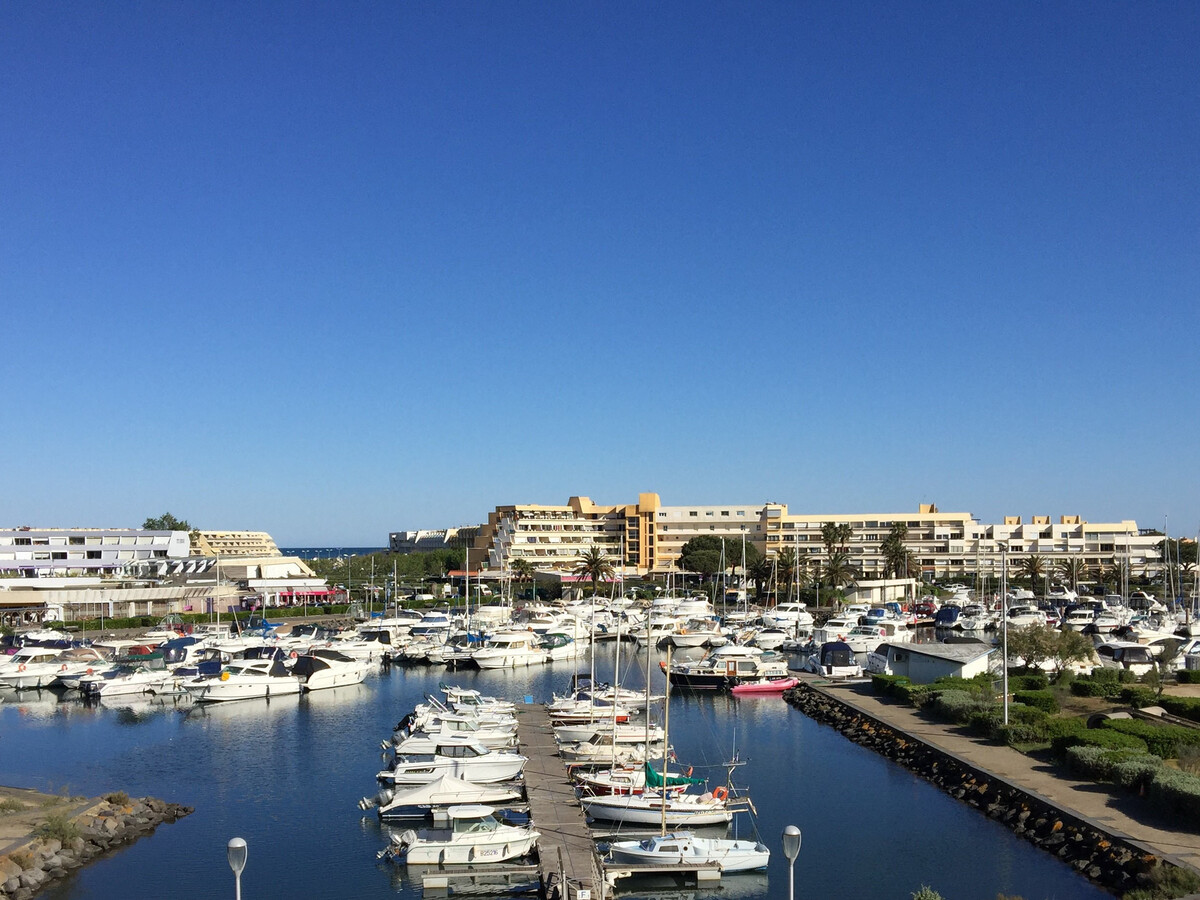 Studio climatisé Port Soleil, terrasse et piscine à Cap d'Agde - Photo 9