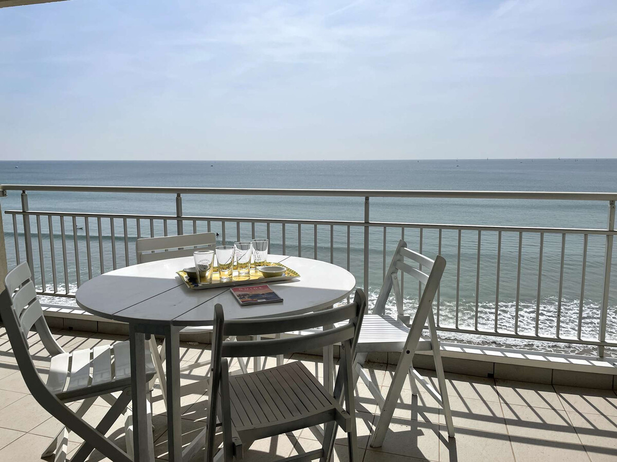 Studio cabine 4 pers avec balcon vue mer à Saint-Gilles-Croix-de-Vie - Photo 1