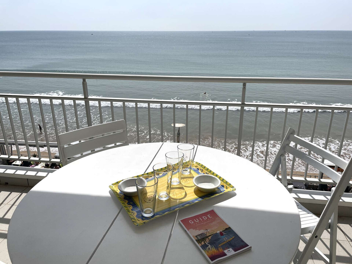 Studio cabine 4 pers avec balcon vue mer à Saint-Gilles-Croix-de-Vie - Photo 20