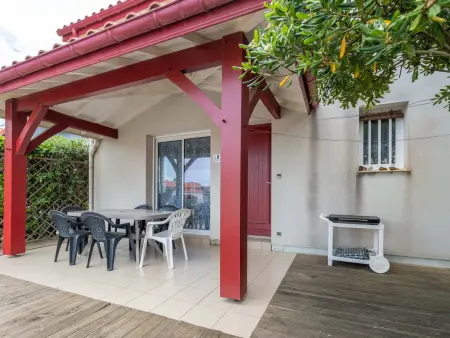 Location appartement à Mimizan, Maisonnette 2 étoiles à Mimizan Plage à 200m de locéan, 6 pers, terrasse, parking, tout confort