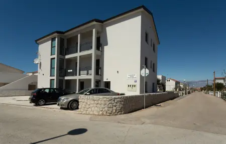 Location appartement à Vir