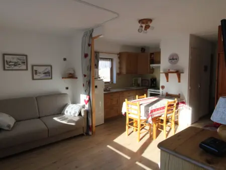 Location appartement à Lanslevillard, Appartement cosy pour 4 pers à Val Cenis Haut, proche pistes, balcon sud-ouest, casier à skis