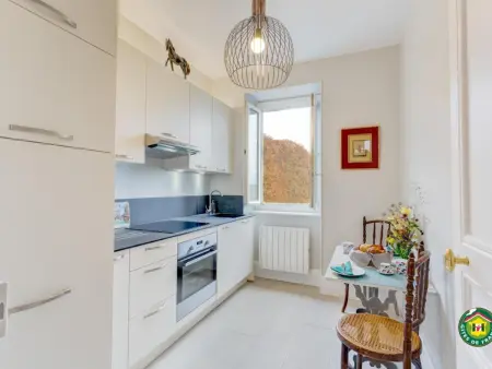 Appartement rénové vue hippodrome à Chantilly : photo 2