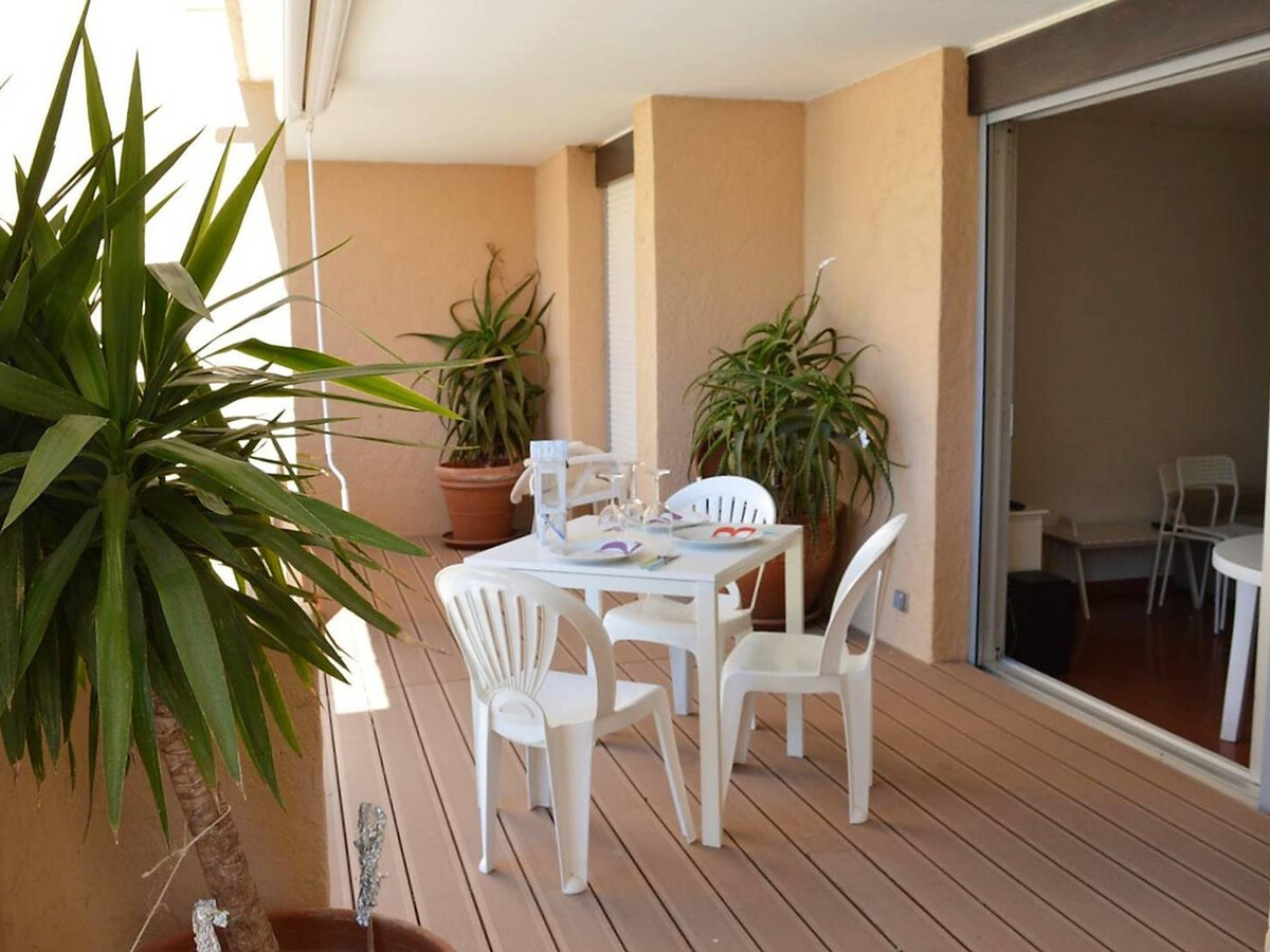 Appartement 3 pièces face au quai, piscine et garage - Photo 2