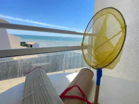 Location appartement à Longeville sur Mer, Appartement près de la plage avec balcon et parking privé