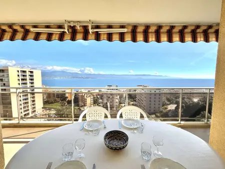 Location appartement à Ajaccio, Appartement 3P avec parking, proche plage et centre - 7 couchages