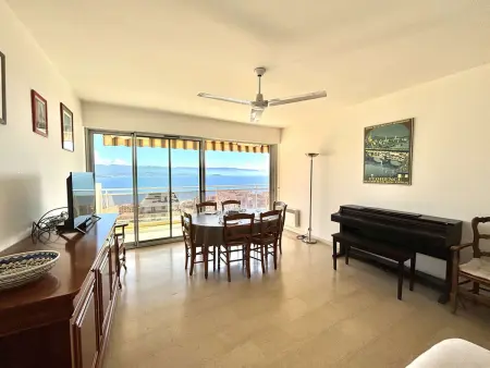 Appartement 2 chambres, parking, terrasse à Ajaccio - Photo 2