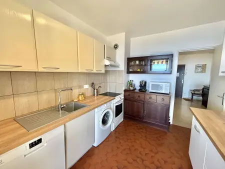 Appartement 2 chambres, parking, terrasse à Ajaccio - Photo 9