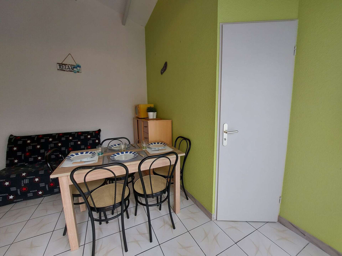 Appartement 2 pièces mezzanine, terrasse, accès plage - Photo 4