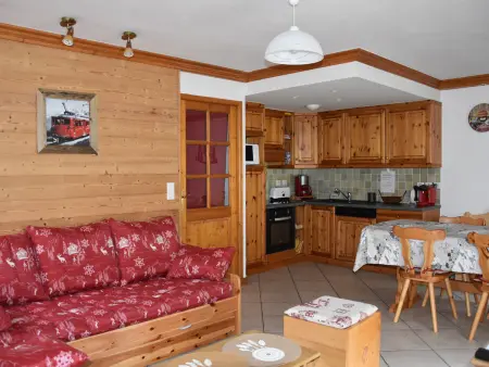 Location appartement à Pralognan la Vanoise, Appartement cosy et lumineux avec jardin, pour 6 personnes