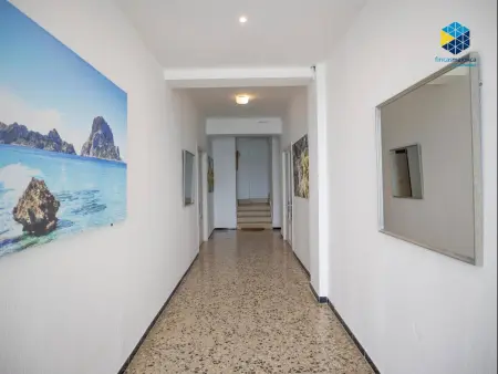 Appartement 2 ch, 55 m² avec clim et cuisine équipée : photo 3