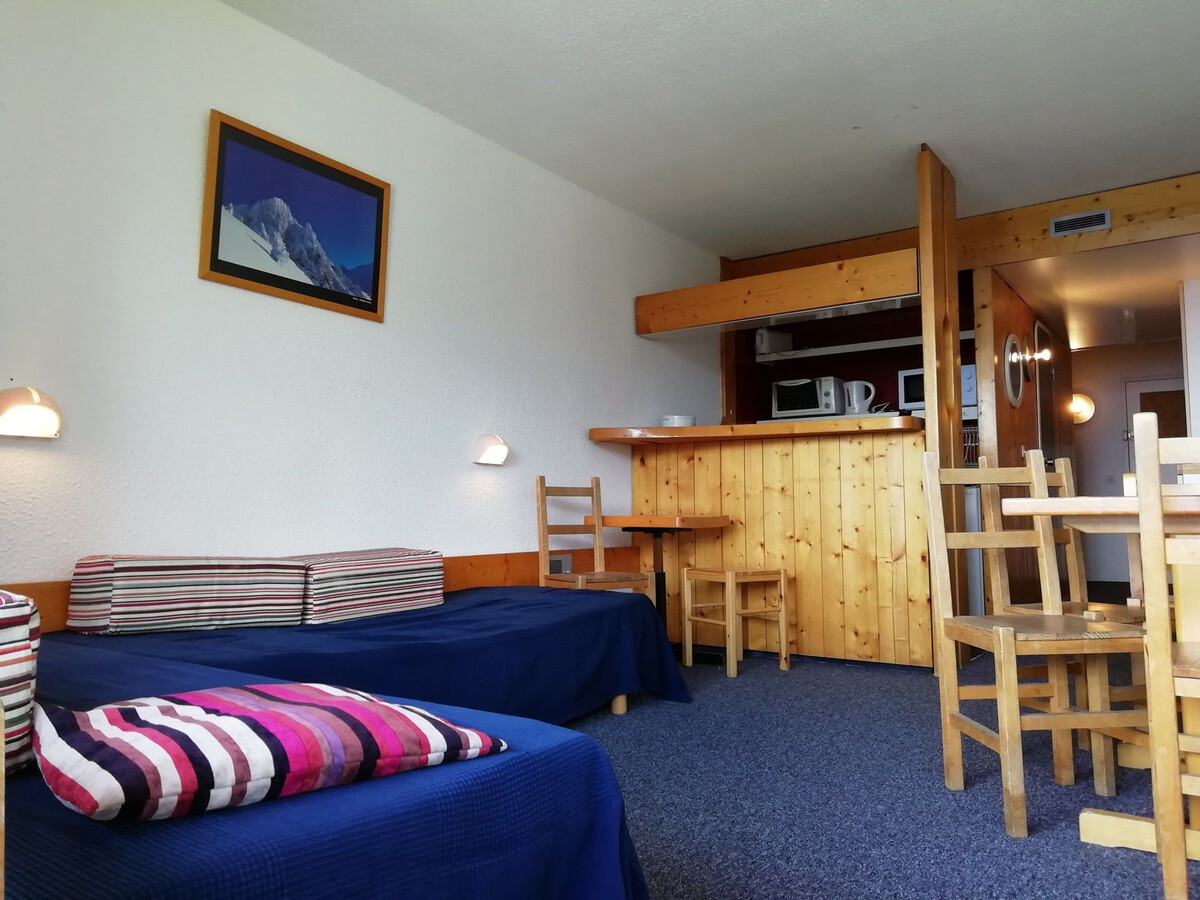 Studio 5 pers balcon Sud-Ouest, vue montagnes, Arc 1800 - Photo 1