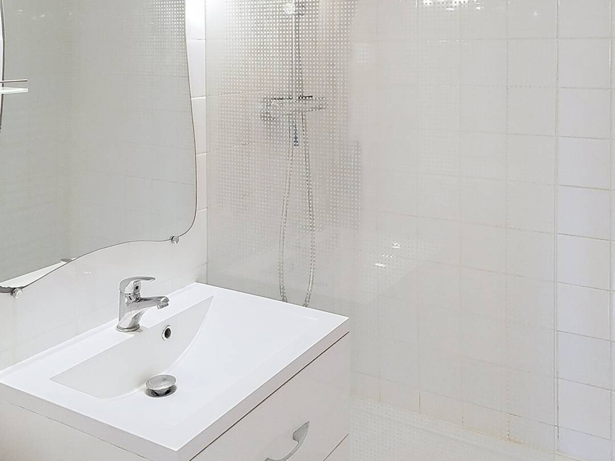 T2 30m² à 100m de la plage avec loggia - Bormes - Photo 6