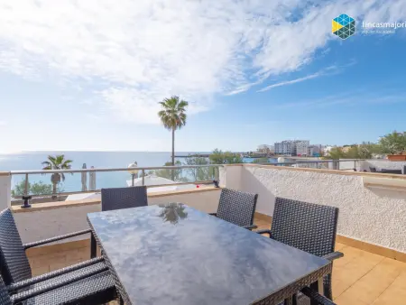 Location appartement à S'illot, Bel appartement en bord de mer - 3 chambres à SIllot