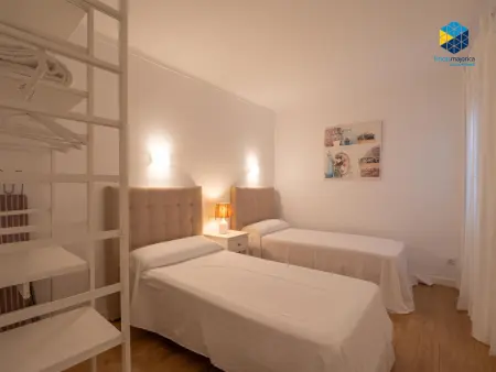 Appartement 3 chambres avec terrasse à S'Illot : photo 11