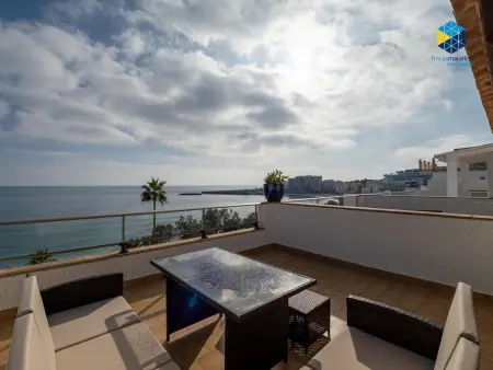 Appartement 2 chambres avec terrasse face à la plage : photo 21