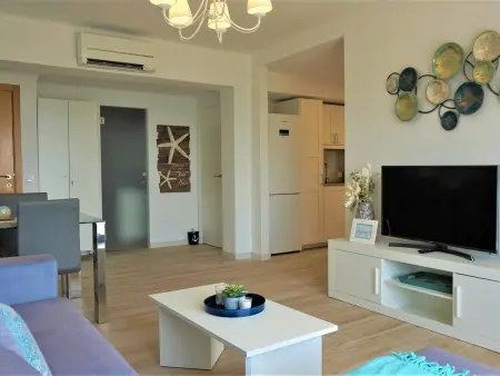 Appartement rénové 2 chambres, climatisation, près plage à Cala Bona - Photo 3
