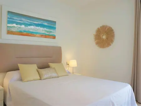 Appartement rénové 2 chambres, climatisation, près plage à Cala Bona - Photo 6