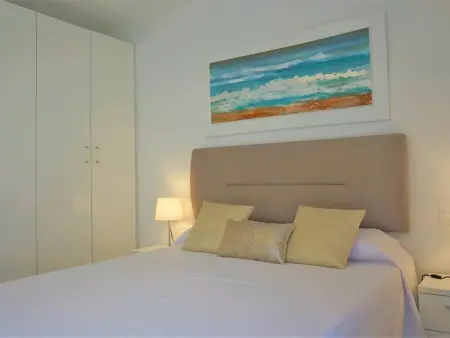 Appartement rénové 2 chambres, climatisation, près plage à Cala Bona - Photo 7