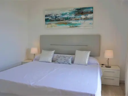 Appartement rénové 2 chambres, climatisation, près plage à Cala Bona - Photo 8