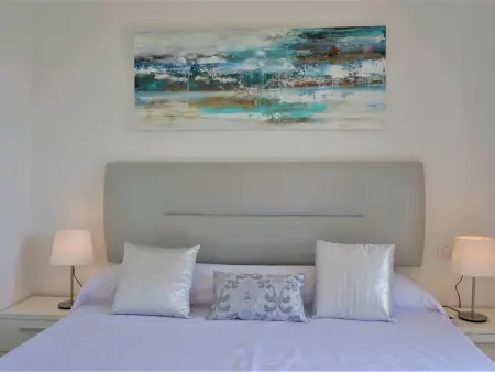 Appartement rénové 2 chambres, climatisation, près plage à Cala Bona - Photo 9