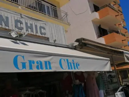 Appartement rénové 2 chambres, climatisation, près plage à Cala Bona - Photo 25