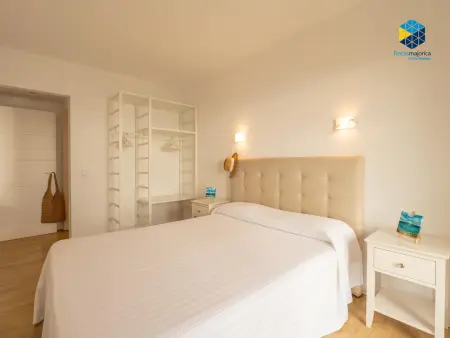 Appartement 3 chambres avec terrasse à S'Illot : photo 10