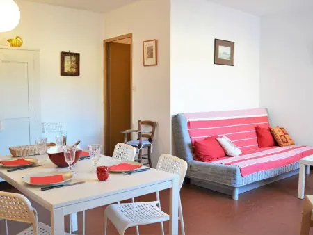 Location appartement à Le Lavandou, Appartement 2 pièces avec piscine et parking à 2 pas de la plage au Lavandou