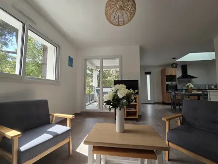 Location appartement à Saint Brevin les Pins, Appartement neuf 62 m², 5 couchages, à 250 m de la plage - balcon, jardin privé, et parking inclus
