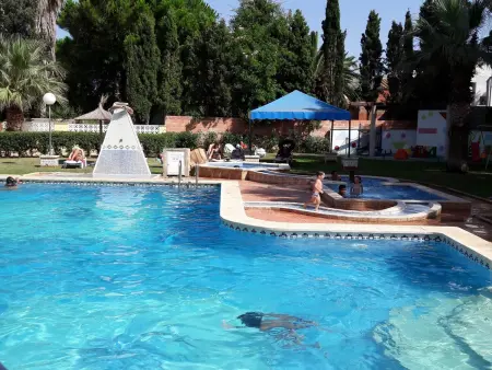 Location appartement à Alcossebre, Appartement 3 Chambres Avec Piscine et Jacuzzi, à 1 km de la Plage de Tropicana, Cap i Corp, Alcoceber