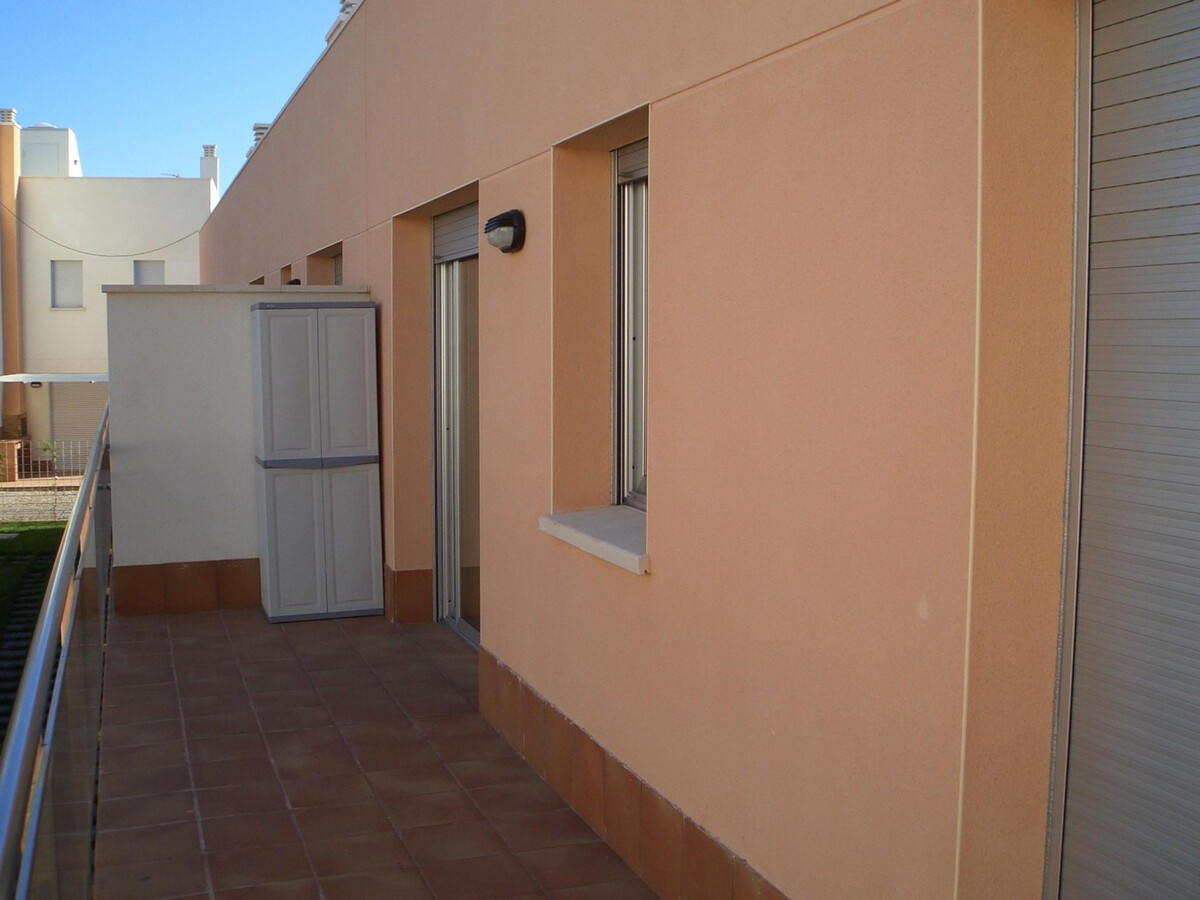 Maison jumelée 3 chambres, piscine à 550 m de la plage - Photo 9