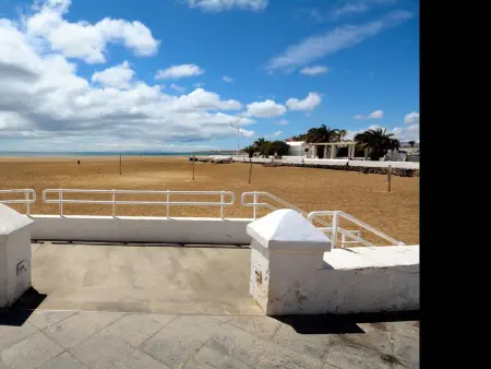Bel appartement à 150m de la plage, 2 chambres, WiFi, terrasse - Playa Honda, Cartagena - Photo 14