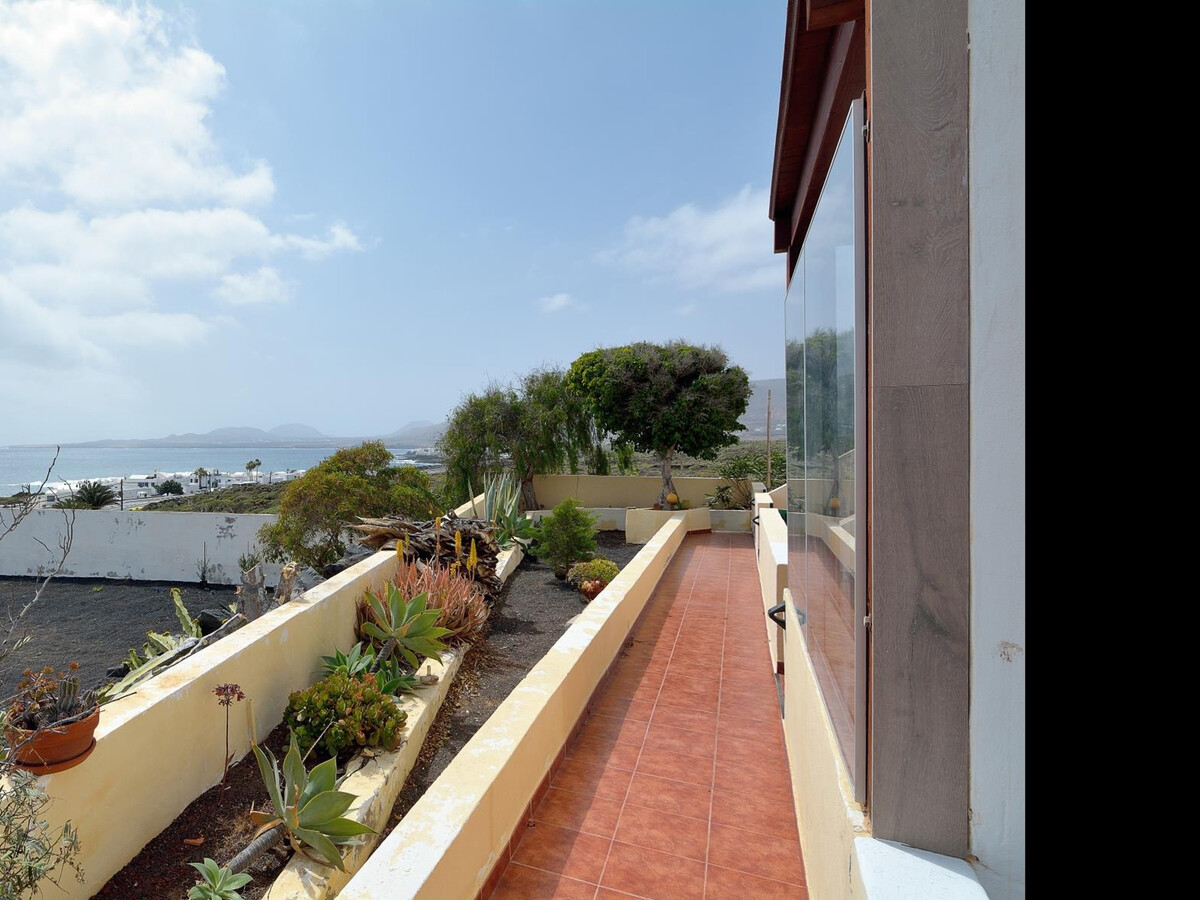 Appartement Lara avec terrasse vue mer et parking gratuit - Photo 4